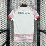 2025-26 Bayern away woman jersey