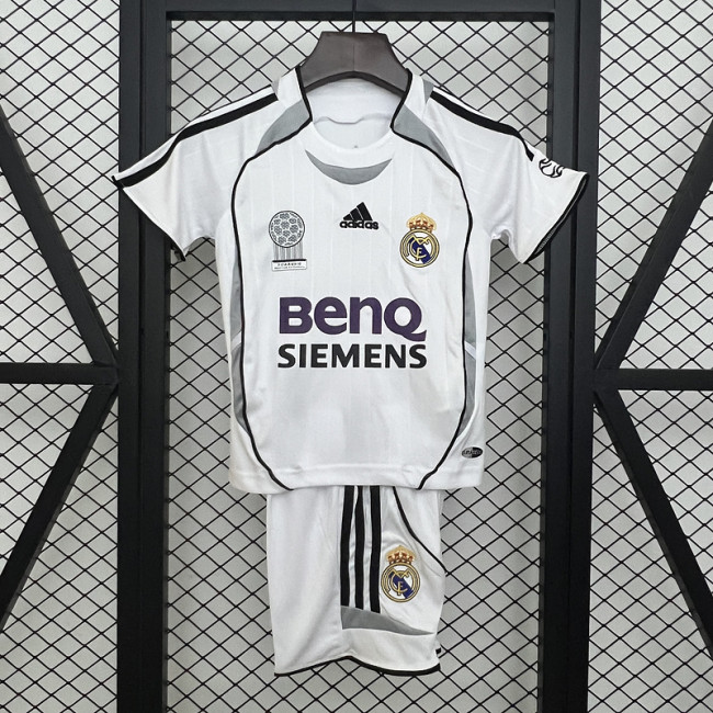 2006-07 Real Madrid home retro kid kit