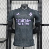 24-2025 Real Madrid black special player version jersey(The player version is more slim fit, it is recommended to buy one size larger)