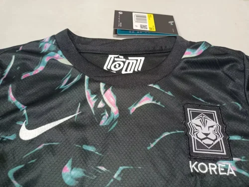 2024-25 South Korea away black kids kit