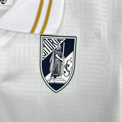 24-25 Vitoria de Guimaraes home kid kit