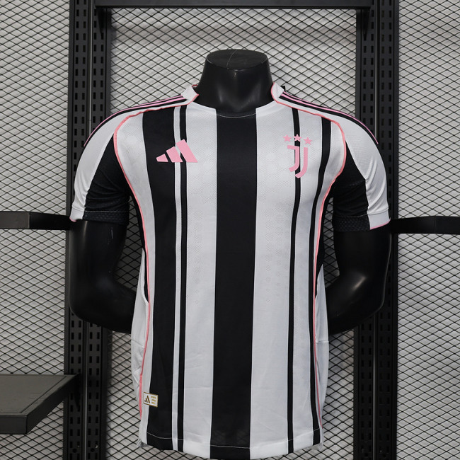 2025-26 Juventus home player version jersey (The player version is more slim fit, it is recommended to buy one size larger)