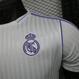 25-26 Real Madrid  white special player verson jersey   (The player version is more slim fit, it is recommended to buy one size larger)