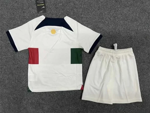 2022-23 Portugal away kids kit