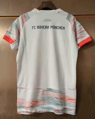 2025-26 Bayern away woman size jersey