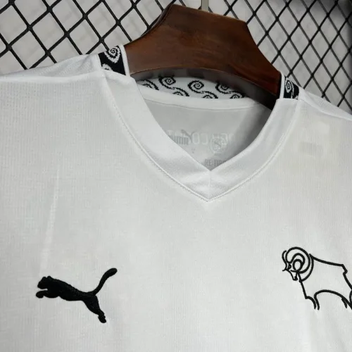 reading 2024-25 home soccer jerseys