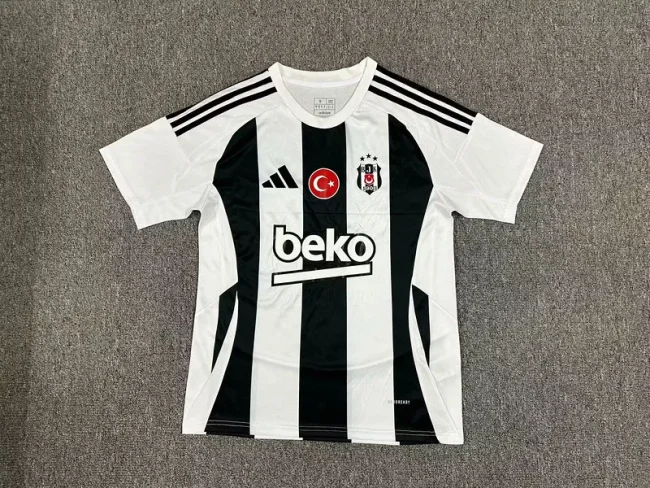 2024-25 Beşiktaş Third away white and black jersey