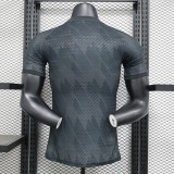 24-2025 Real Madrid black special player version jersey(The player version is more slim fit, it is recommended to buy one size larger)