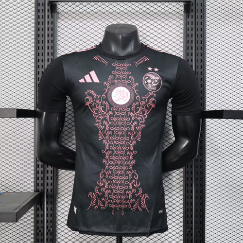 2025-26 Algeria black player version   (The player version is more slim fit, it is recommended to buy one size larger)