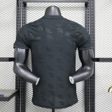 2024-25 Manchester United  black special player version jersey (The player version is more slim fit, it is recommended to buy one size larger)
