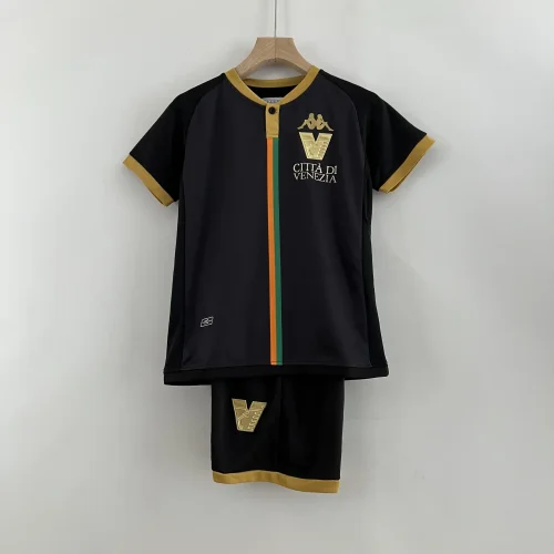 2023-24 Venezia home kids kit