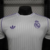 25-26 Real Madrid  white special player verson jersey   (The player version is more slim fit, it is recommended to buy one size larger)