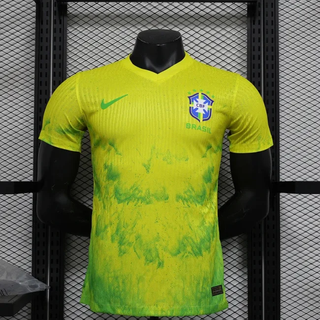 2024-25 Brazil yellow Special Edition Player Version (The player version is more slim fit, it is recommended to buy one size larger)