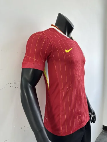 2024-25 Liverpool Player Version Home Jersey (The player version is more slim fit, it is recommended to buy one size larger)
