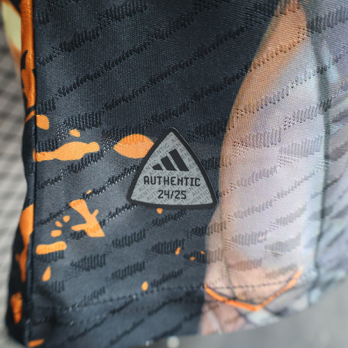 24-25 Japan Goku black and orange player version jersye (The player version is more slim fit, it is recommended to buy one size larger)