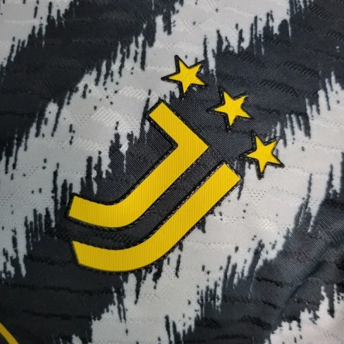 Juventus 2023-24 player version soccer jerseys   (The player version is more slim fit, it is recommended to buy one size larger)
