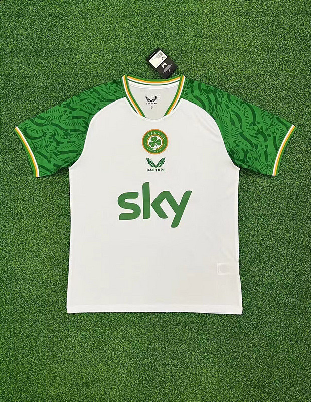 2025-26 Ireland away white jersey