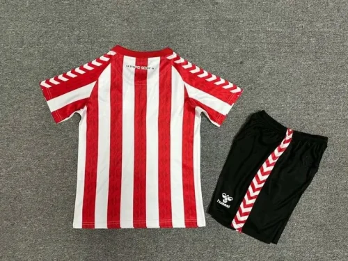 2024-25 Sunderland home kids kit