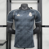 2024-25 Real Madrid  black model Player version jersey (The player version is more slim fit, it is recommended to buy one size larger)