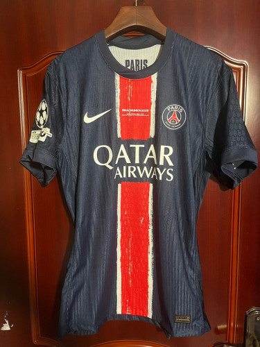 2025-26.Paris Saint Germain  final match player version  (The player version is more slim fit, it is recommended to buy one size larger)