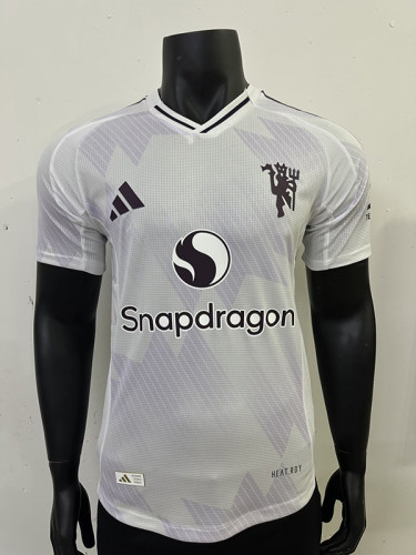 2025-26 Manchester United  white special player version jersey  (The player version is more slim fit, it is recommended to buy one size larger)