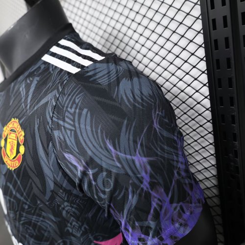 Manchester United   2024-25 special player version  (The player version is more slim fit, it is recommended to buy one size larger)