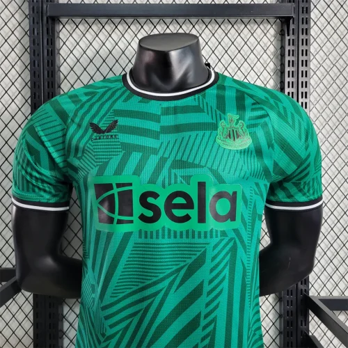 Newcastle 2023-24 away player version soccer jerseys(The player version is more slim fit, it is recommended to buy one size larger)