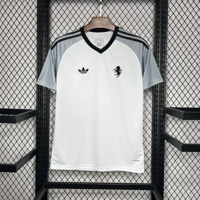 2024-25 Juventus Pre-match training Jersey