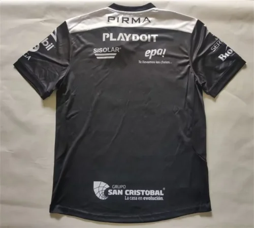 2023-24 Necaxa away jersey