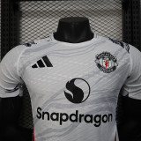 2025-26 Manchester United white special player version jersey (The player version is more slim fit, it is recommended to buy one size larger)