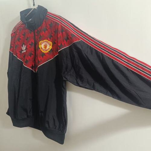 1991Manchester United black red classic retro Windbreaker