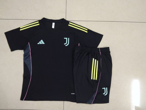 2025-26 Juventus   black training suit