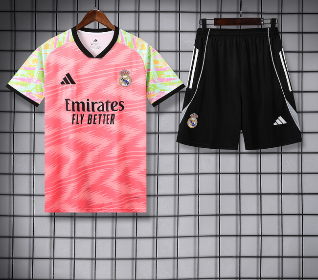 2025-26 Real Madrid  Pink Training suit