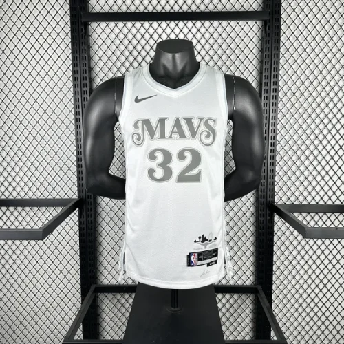 Dallas Mavericks 2025 City Edition White FLAGG #32