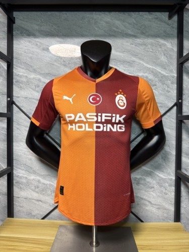 Galatasaray 202526 home Player Version soccer jersey size S-2XL
