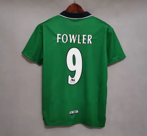 Liverpool 1999-00 green away soccer jerseys