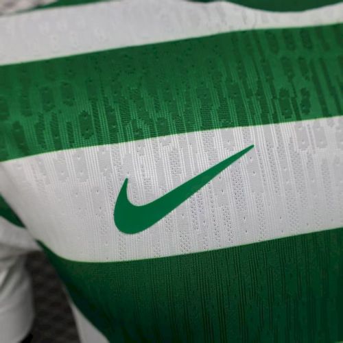 2025-26 Sporting Lisbon home player version jersey    (The player version is more slim fit, it is recommended to buy one size larger)