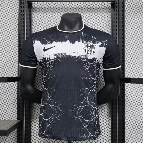 .Barcelona 2024 black white special player version  (The player version is more slim fit, it is recommended to buy one size larger)
