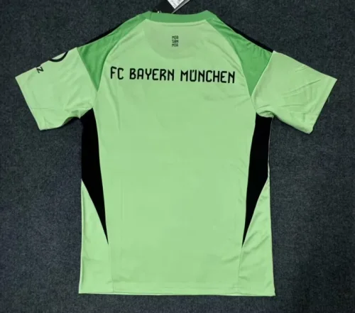 bayern 2025-26 green gk