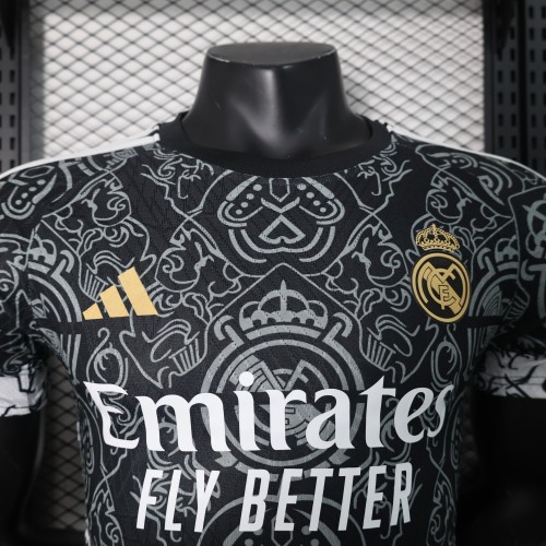 2024-25 Real Madrid black special player version jersey(The player version is more slim fit, it is recommended to buy one size larger)