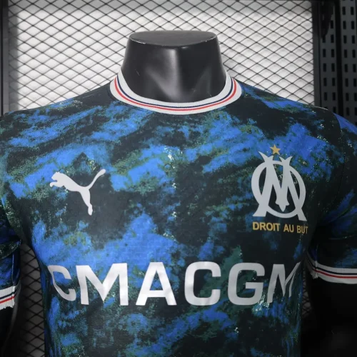 marseille 2024-25 away player version(The player version is more slim fit, it is recommended to buy one size larger)