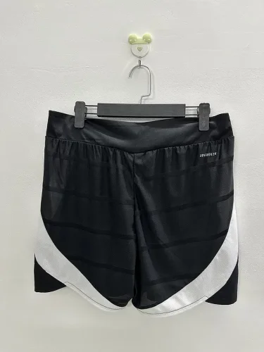 2024-25 juventus home player version shorts（Shorts available in sizes up to 2XL）
