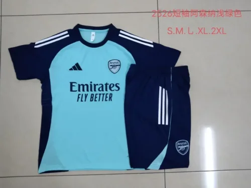 D2553# 2025-26 Arsenal light green short-sleeved suit