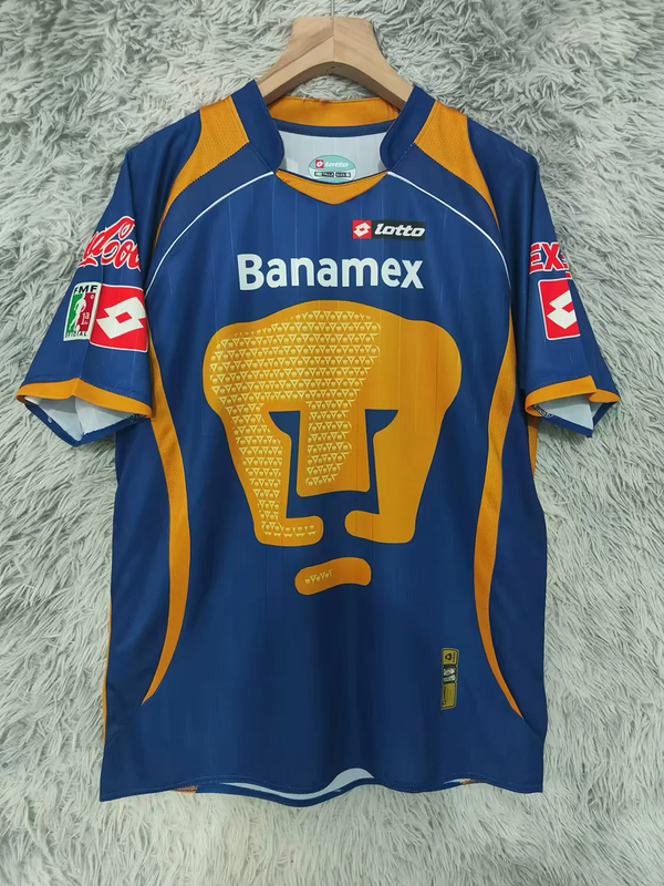 2008-09 Pumas away retro jersey