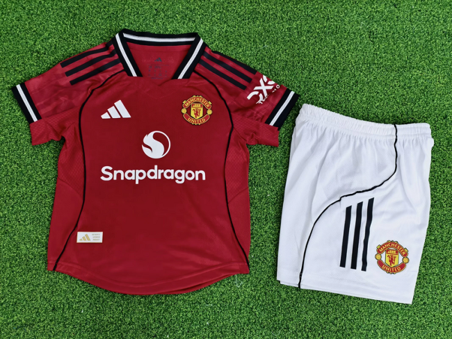 2025-26 Manchester United  home player version kid kit