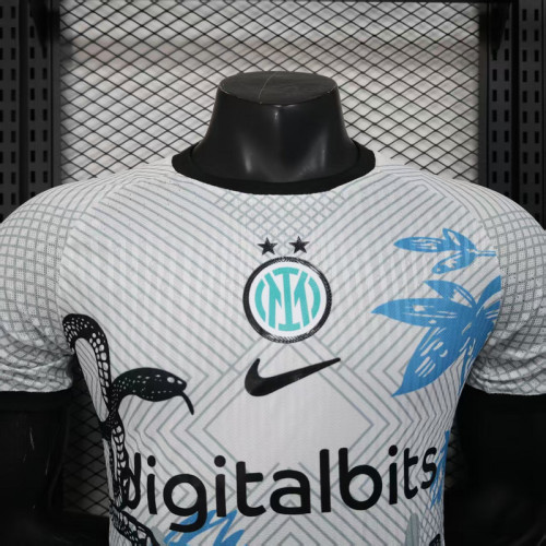 2025-26 Inter Milan   white special player version jersey    (The player version is more slim fit, it is recommended to buy one size larger)