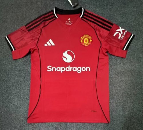 2025-26 Manchester United home soccer jersey