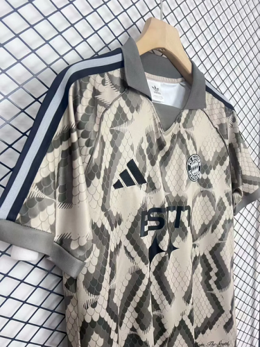 2025-26 Bayern X BSTN special version soccer jersey size