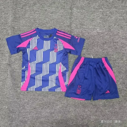2024-25 Nottingham Forest Away Kids kit