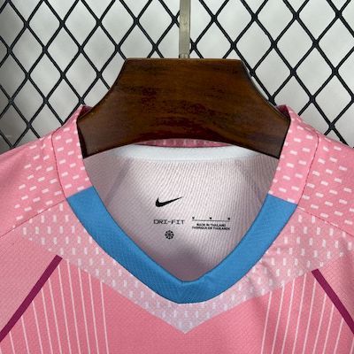 2025-26 .Paris Saint Germain  pink special edition Jersey